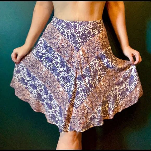 A-line paisley swing skirt - Picture 3 of 4